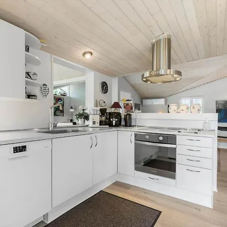 בית נופש 8908-allingabro-poppelvej-7 Allingåbro